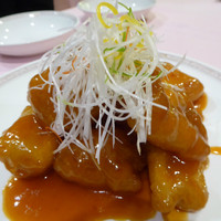 赤坂 四川飯店 - 白身魚の甘酢炒め