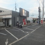 らーめん美春 - 駐車場完備です(2016.7.2)