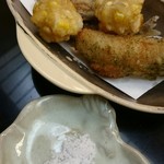 つる由 - 稚鮎、もろこし、穴子の天麩羅にゃ♡