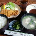 ゆうき - とんかつ定食８００円