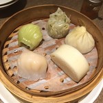 チャイニーズダイニング CHAO - 5種点心 (至福の小籠包・エビ蒸し餃子・イカの翡翠蒸し餃子・セロリたっぷり餃子・花巻)