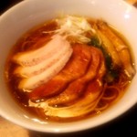 麺屋龍壽 - チャーシュー芳醇中華そば醤油980円