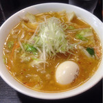 けやき - 味噌ラーメン (870円) 煮玉子 (60円)
