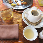 露伴茶館 - 温かいお茶も頂きます。
