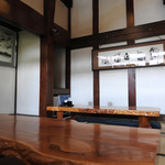 おかき処　虎笛 - 甘味や軽食をお楽しみいただける喫茶スペースです