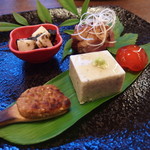 前菜盛り合わせ　黄身のみそ漬け最高