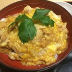 鶏三和 - 名古屋コーチンの親子丼