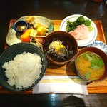 旬彩 鯛樹 - 宇和島鯛飯定食♥♥
      ヾ(@゜▽゜@)ノ