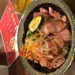 RED OX - 豚ロースト丼