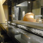 与太呂 - カウンター席から横の方を