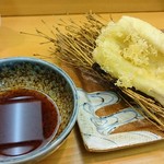 浅草じゅうろく - 江戸前穴子の天麩羅。
      