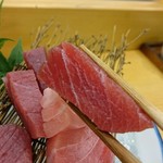 浅草じゅうろく - 中とろ。リフト(^-^)/
      