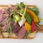 【牛肉】澳洲沙朗牛排配炒蔬菜（僅限晚餐）