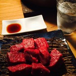 Daikanyama Sumibiyakiniku Sarugaku - 特上モモ肉食べ比べ、当店1番のオススメです