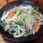 偕楽 大門店 - 201607柔い焼きそば\700 焼きそば