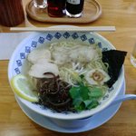 今治処しおさい食堂 - 今治ラーメンです