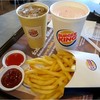 BURGER KING  - 料理写真:2014/5ストロベリーシェイク、アイスカフェモカ、フレンチフライ