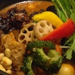 Rojiura Curry SAMURAI. - 2016,6月のマンスリーの島人ぬカレー