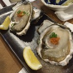 地酒BAR 山新 - H28.06.24 特大岩がき(１ヶ)￥500