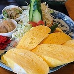 山小屋 - 美しく巻かれたたまごの層