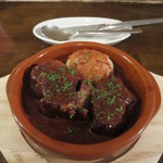 スペイン食堂 黒崎バル8 - スペアリブの赤ワイン煮込み