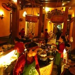 Morning Glory Restaurant - 1階はオープンキッチン