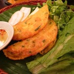 Morning Glory Restaurant - バインセオ