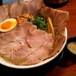 頑固麺 - 特製鶏豚骨＋チャーシュー追加