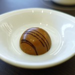 ユーゴ&ヴィクトール - スフェール　プラリネ