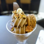 ユーゴ&ヴィクトール - チョコレートパフェ　ハーフ