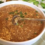 土灶头土菜館 - スープというか羹。蟹肉っぽくみえるけどおさかなの細切れ入り