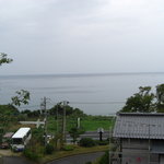 炭平 - 窓から見た風景この日雨　残念