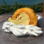 【夢見るカボチャ】（単品５２０円税込）かぼちゃがそのまま？使われたスイーツ。