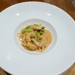 シャトン - えだ豆と甘海老のガンベリソース