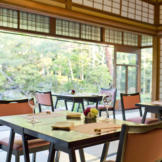 母屋【葵の間】