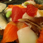 都寿司 - 海鮮盛沢山丼