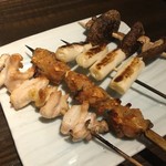 二鶴 - なんこつ、ぼんじり、ねぎ、しいたけ
      All塩