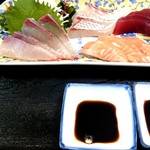 お食事処みうらや - みうらやさん 刺身盛り合わせ♪どのお刺身も新鮮でとても美味しかったですよ＾＾♪ fromグリーンロ－ル