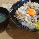 ごはん処　しなの - ガーリックスタミナ丼みそ汁付