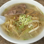 ラーメンげんこつ屋 - ネギチャーシュー麺