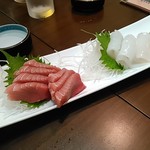 安茂里 - 生マグロ・赤イカの刺身