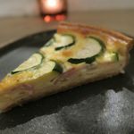 おだいどこ ブルーキャット - ズッキーニとベーコンのキッシュ