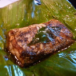 「いや・・・皮じゃスベるから・・」って、優しいツッコミも・（笑）