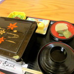 炭火焼うなぎ 東山物産 - 