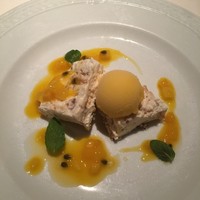 カンブーザ - カッサータとエキゾチックフルーツのバリエーション