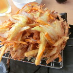 餐粉の励 - かき揚げ天（大）これだけでも食べる価値有り!!!!　単品でも追加することをお奨めする～♪
