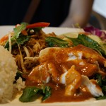 Noi Thai Cuisine - コンボC