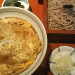 Sobadokoro Marumatsu - カツ丼とミニざるそばセット（1000円）