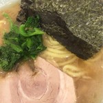 たかし屋 - Aセット¥850のとんこつ醤油ラーメンのアップ