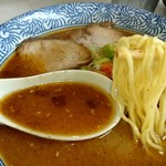 らぁめん とん平 - 味噌らあめん【麺&スープ】